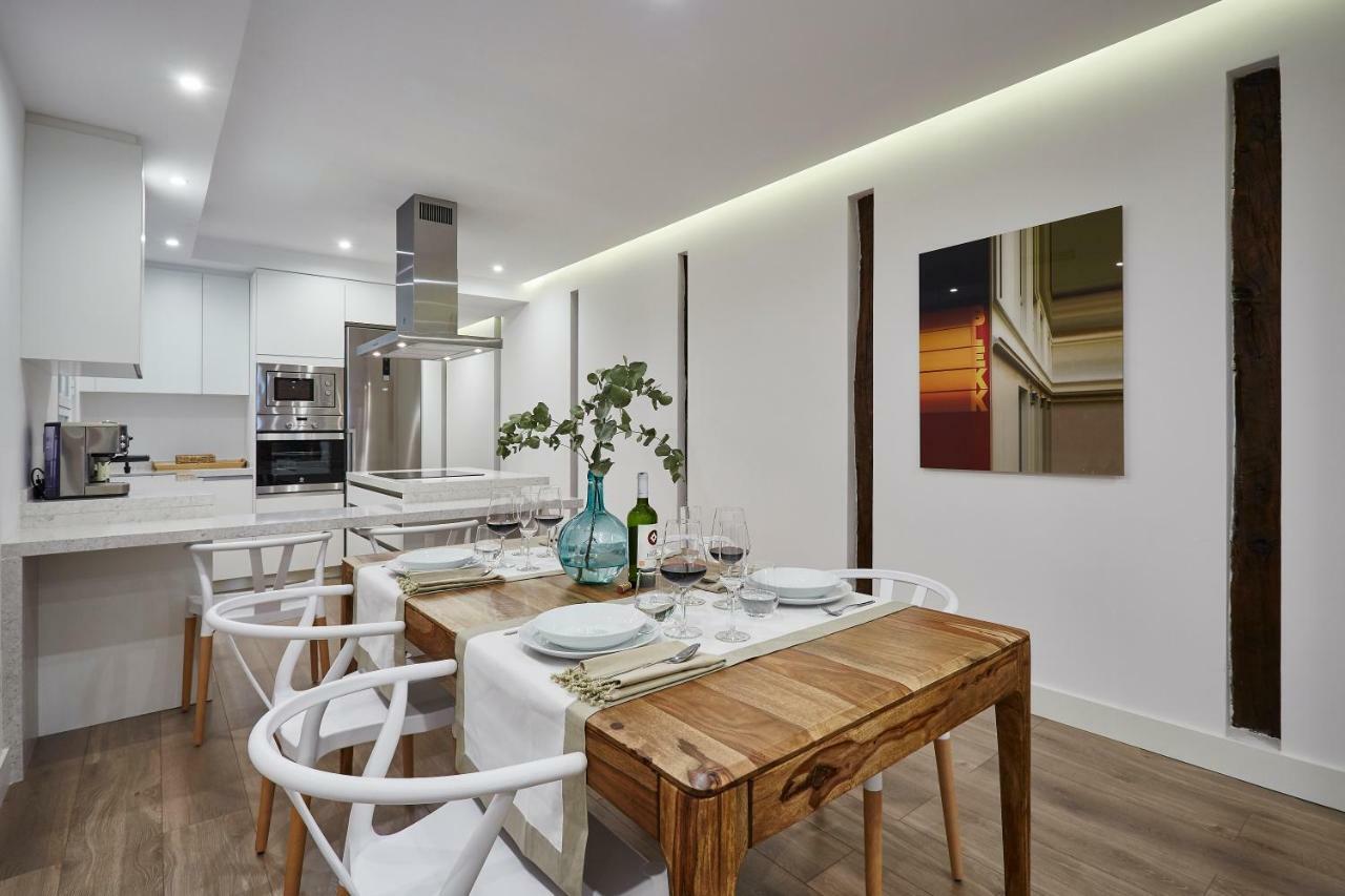 Appartamento Apartamento Junto A Plaza Mayor Madrid Esterno foto